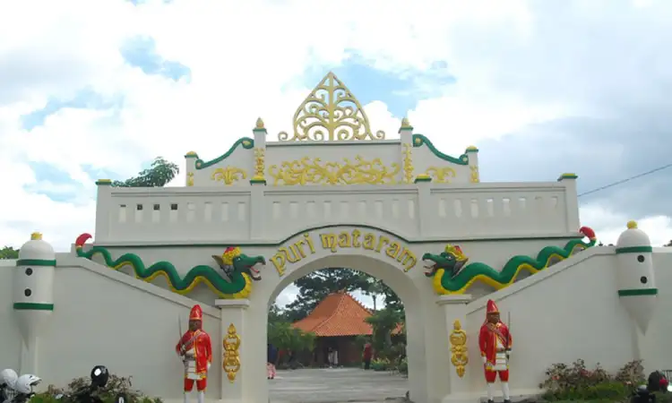 Puri Mataram, Sumber: kompas.com